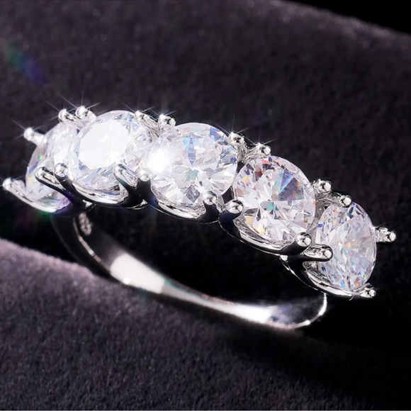 Diamond Band - Picture 8 of 10